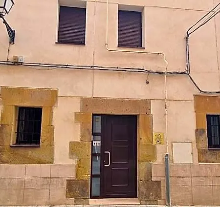 Ξενοδοχείο με διαμερίσματα Pregonero Urban - 4*