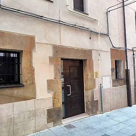 Ξενοδοχείο με διαμερίσματα Pregonero Urban -